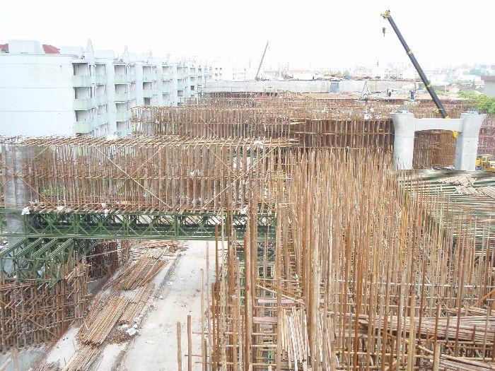 Dublu Deck structura